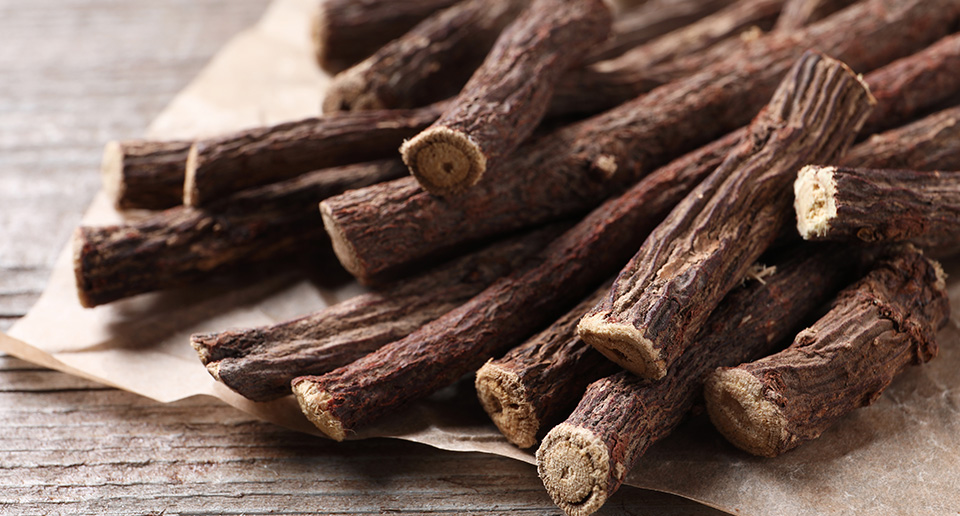 Bye, Breakouts: 6 Best Skincare Ingredients for Acne-Prone Skin - Image 3